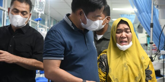 PJ Gubernur Kunjungi Pasien kurang mampu dari Sidempuan-3